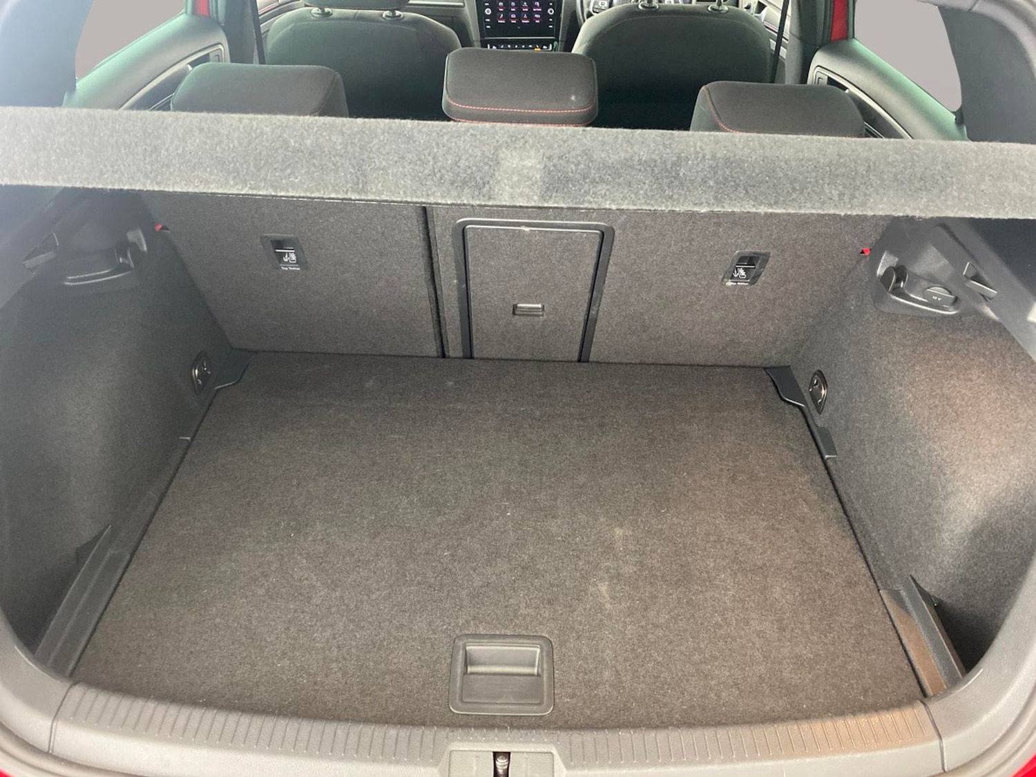 Used Volkswagen Golf 2020 for sale - 76931929: Photo 8