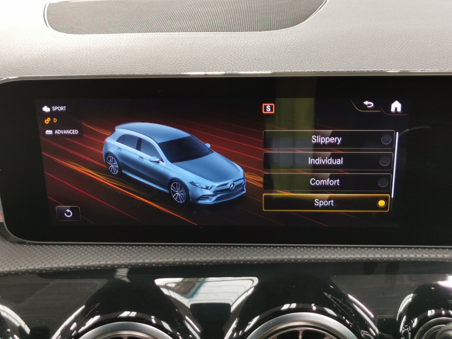 Used Mercedes-Benz A-Class 2019 for sale - 76788741: Photo 17