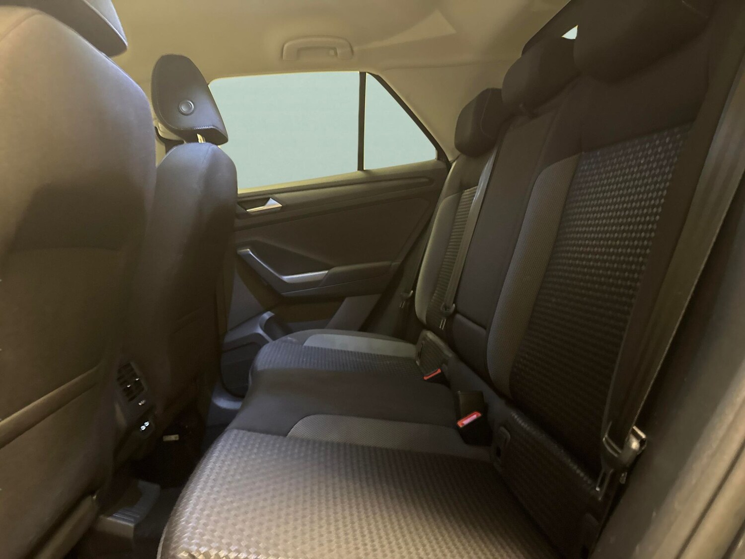 Used Volkswagen T-Roc 2022 for sale - 77650847: Photo 21