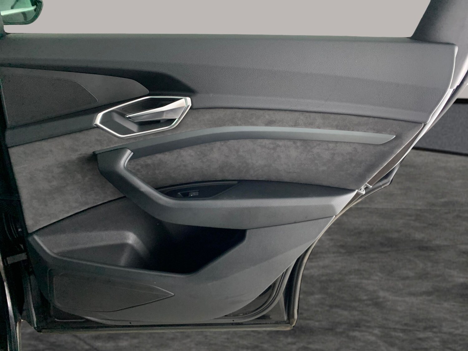 Used Audi e-tron 2020 for sale - 77674257: Photo 31