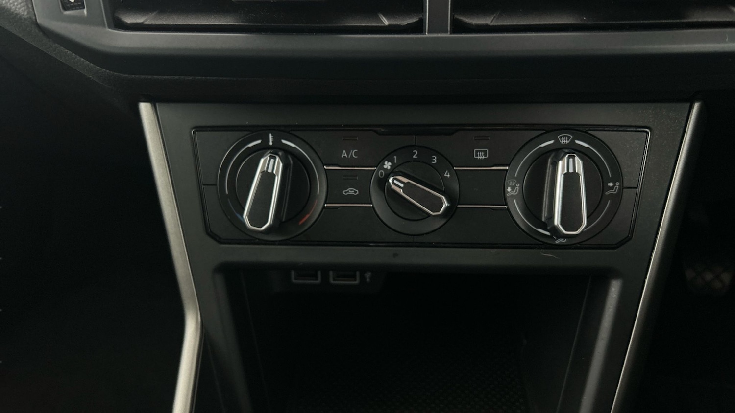 Used Volkswagen Polo 2020 for sale - 78133996: Photo 21