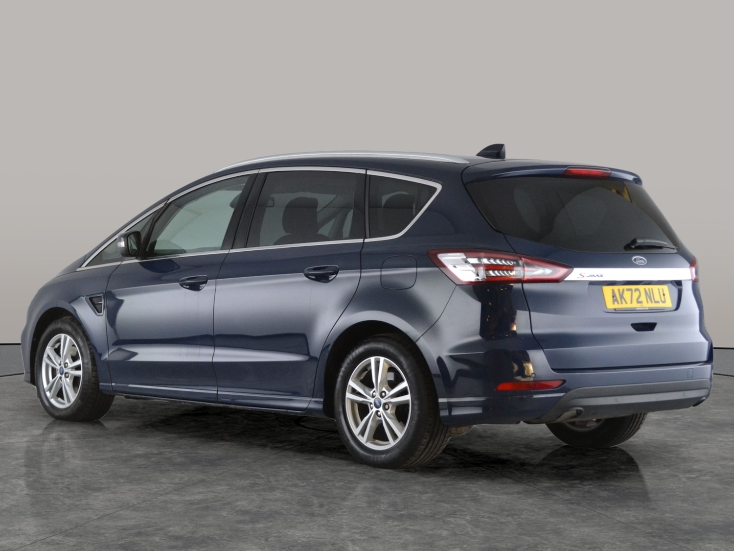 Used Ford S-Max 2022 for sale - 77617468: Photo 7