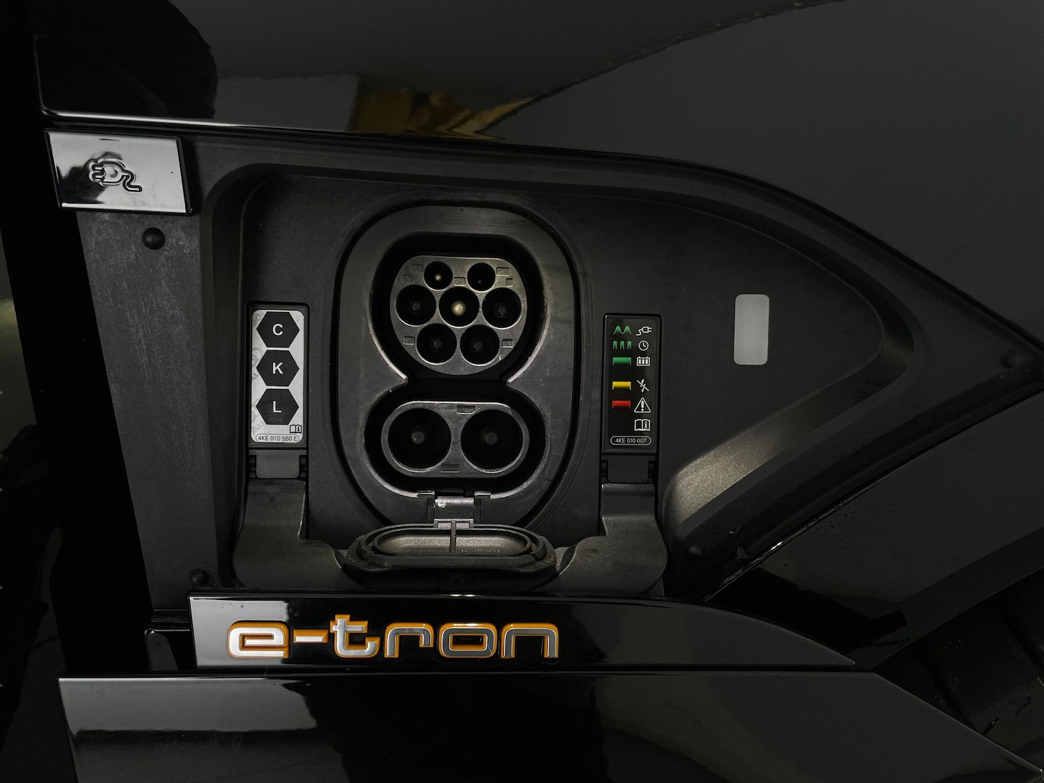 Used Audi e-tron 2022 for sale - 77232646: Photo 39