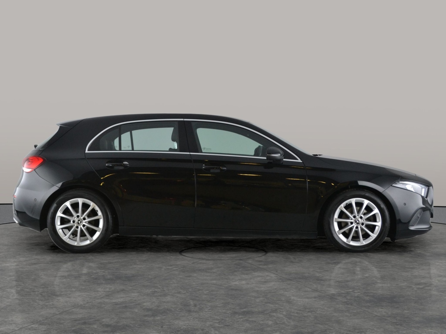 Used Mercedes-Benz A-Class 2018 for sale - 78026961: Photo 11