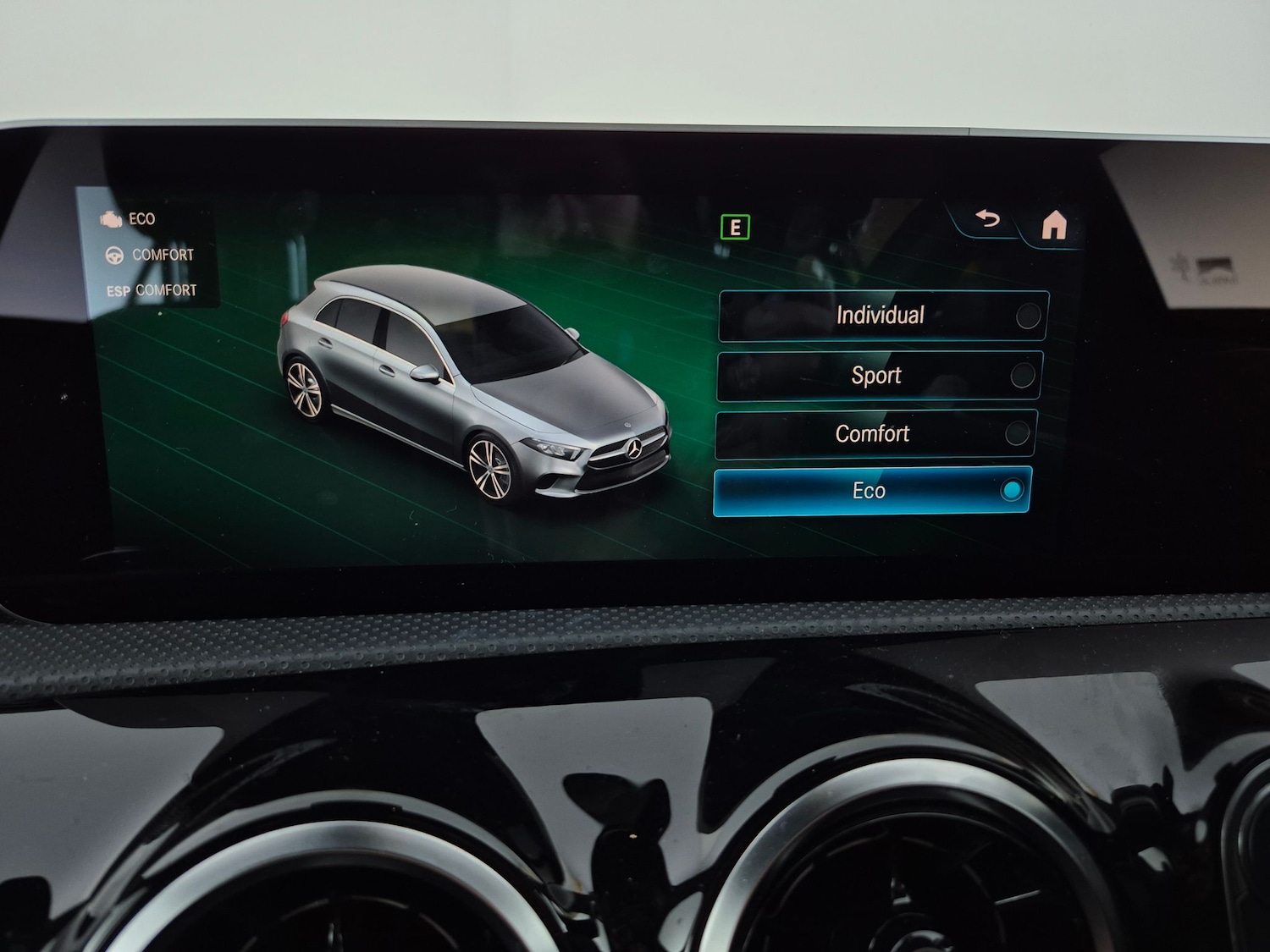 Used Mercedes-Benz A-Class 2018 for sale - 78026961: Photo 18