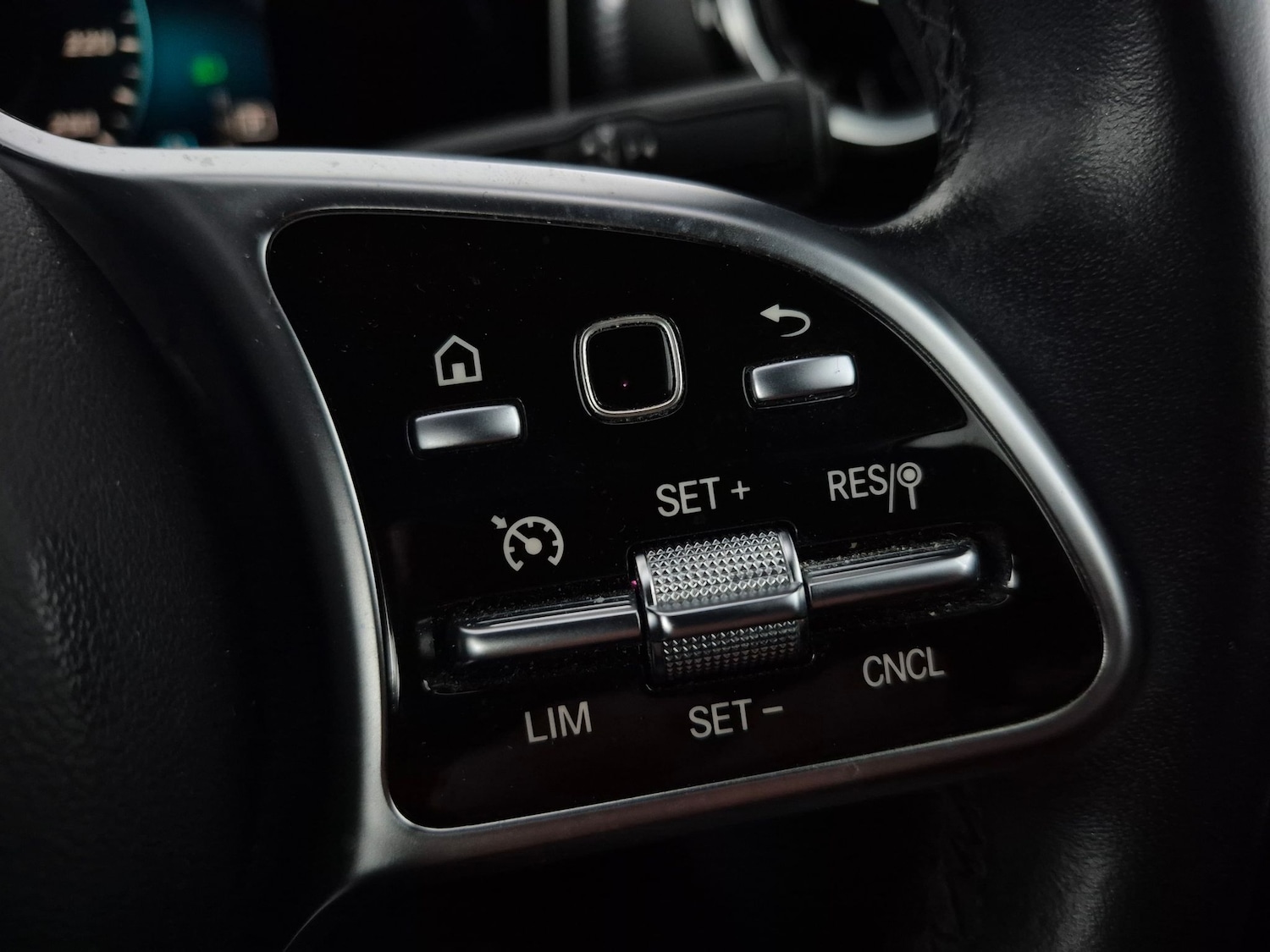 Used Mercedes-Benz A-Class 2018 for sale - 78026961: Photo 21