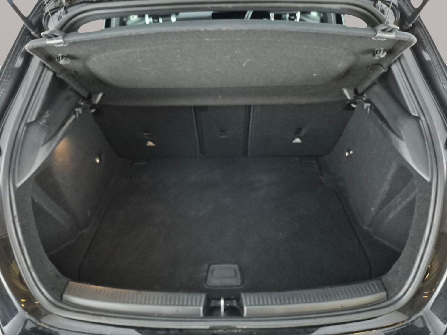 Used Mercedes-Benz A-Class 2018 for sale - 78026961: Photo 31