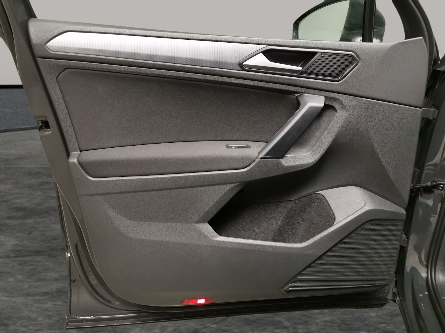 Used Volkswagen Tiguan 2022 for sale - 76557174: Photo 24