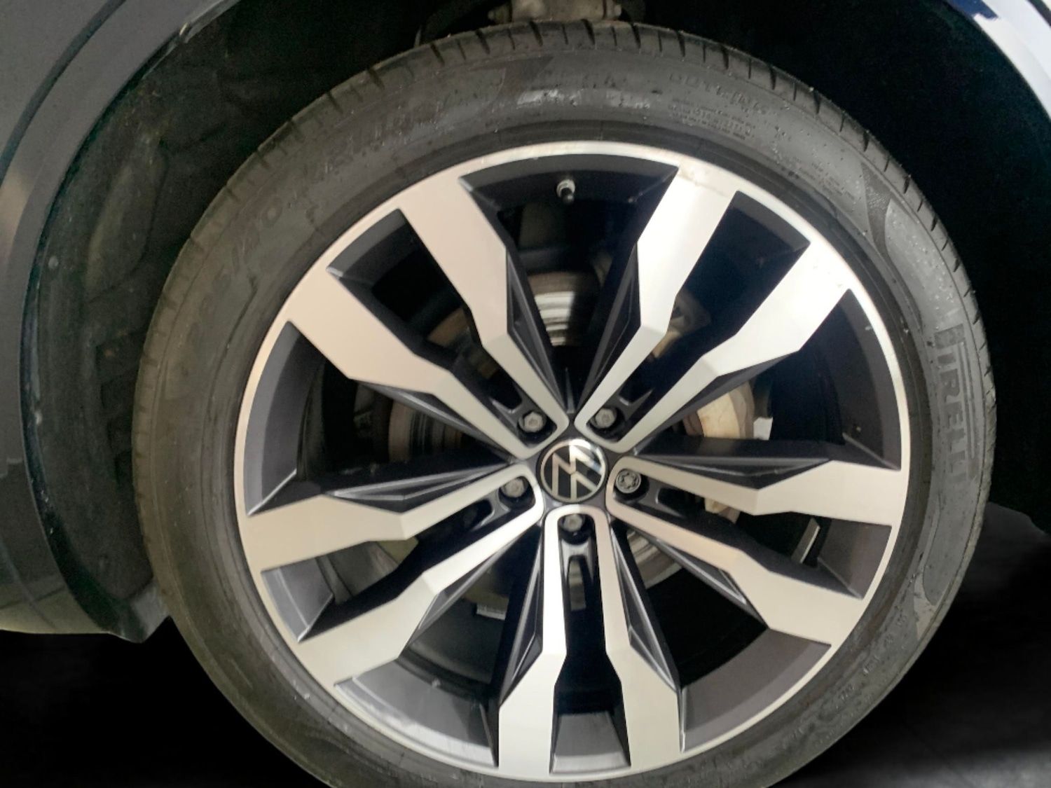 Used Volkswagen Touareg 2021 for sale - 76792789: Photo 24