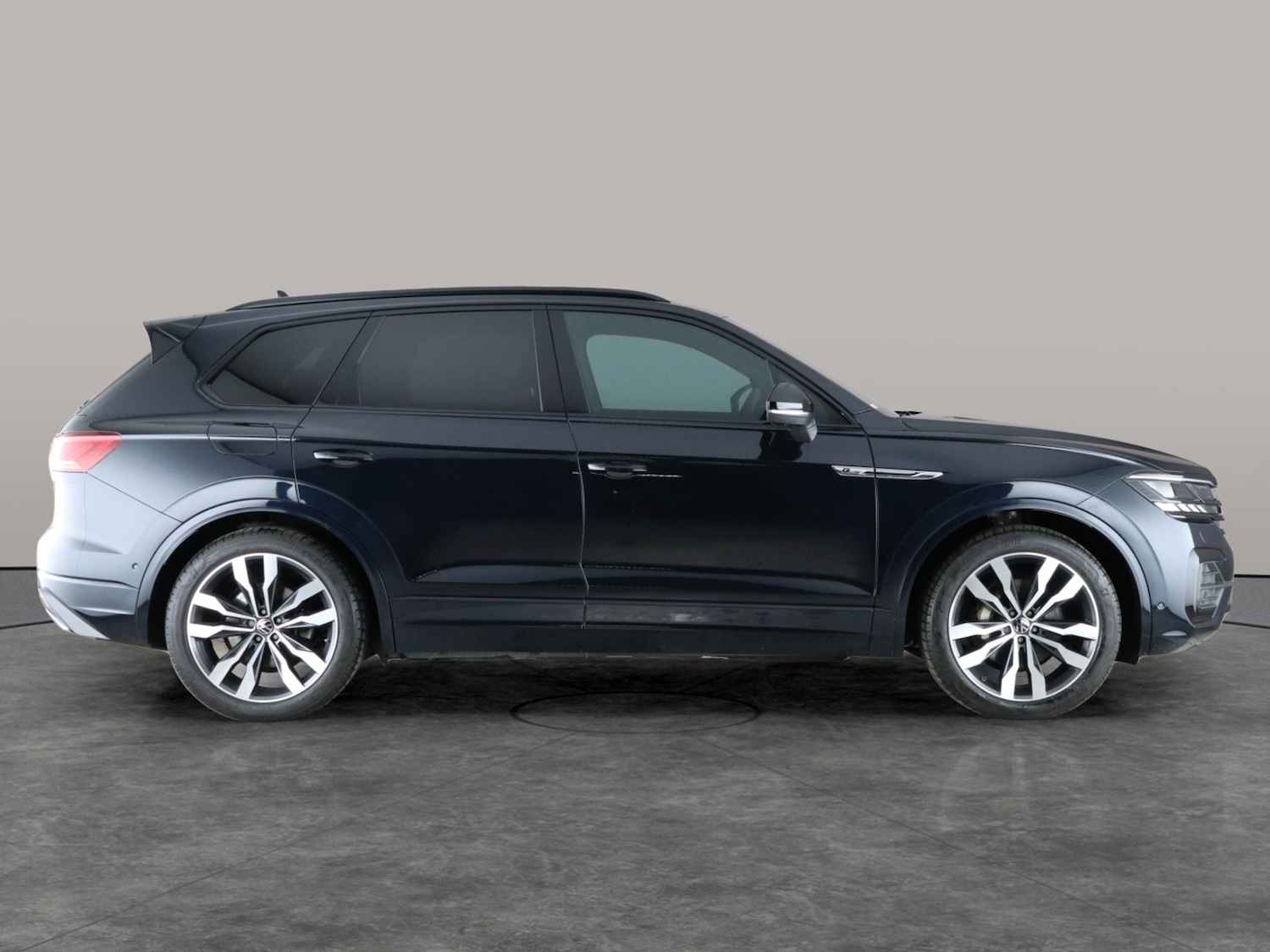 Used Volkswagen Touareg 2021 for sale - 76792789: Photo 6