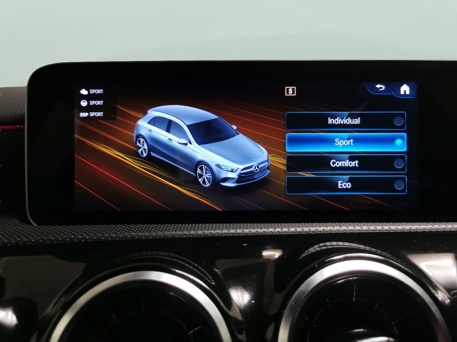 Used Mercedes-Benz A-Class 2019 for sale - 77319278: Photo 16