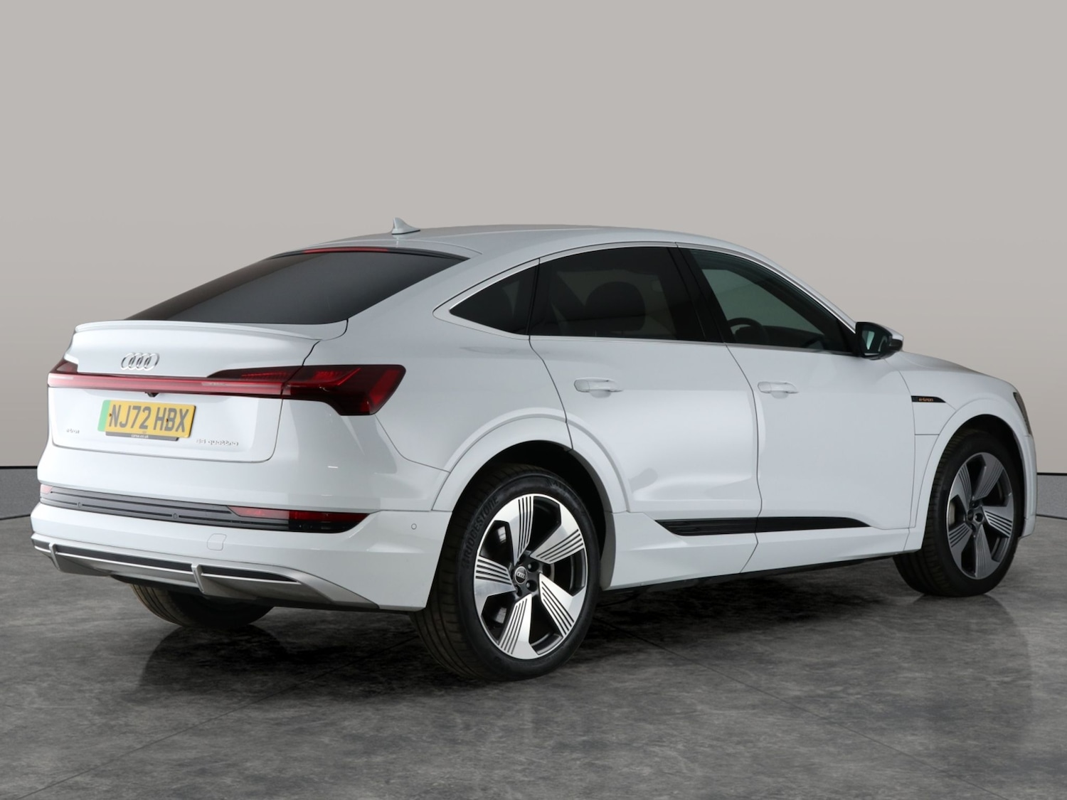 Used Audi e-tron 2022 for sale - 76177494: Photo 13