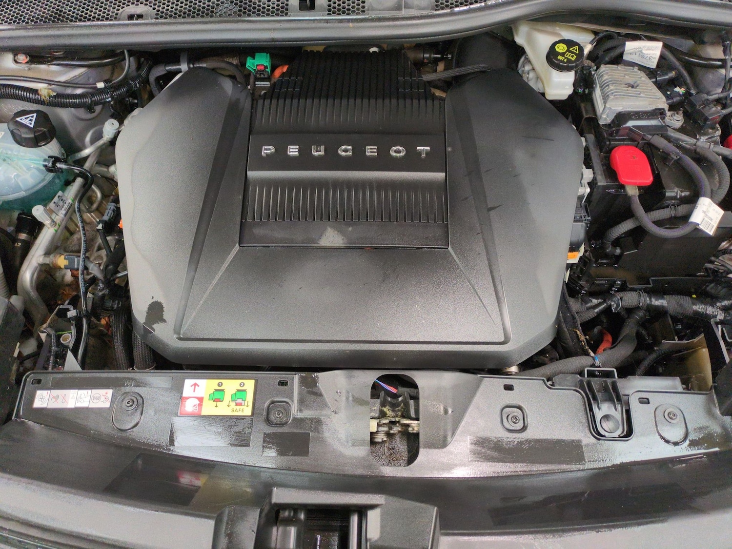 Used Peugeot 2008 2020 for sale - 76980458: Photo 35