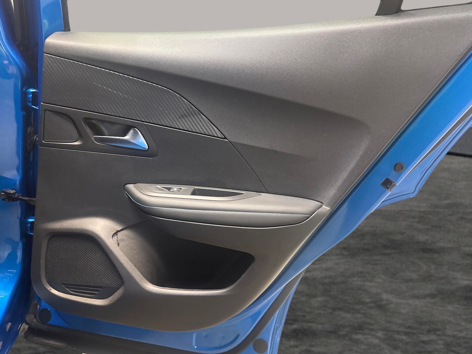 Used Peugeot 2008 2022 for sale - 76980523: Photo 28