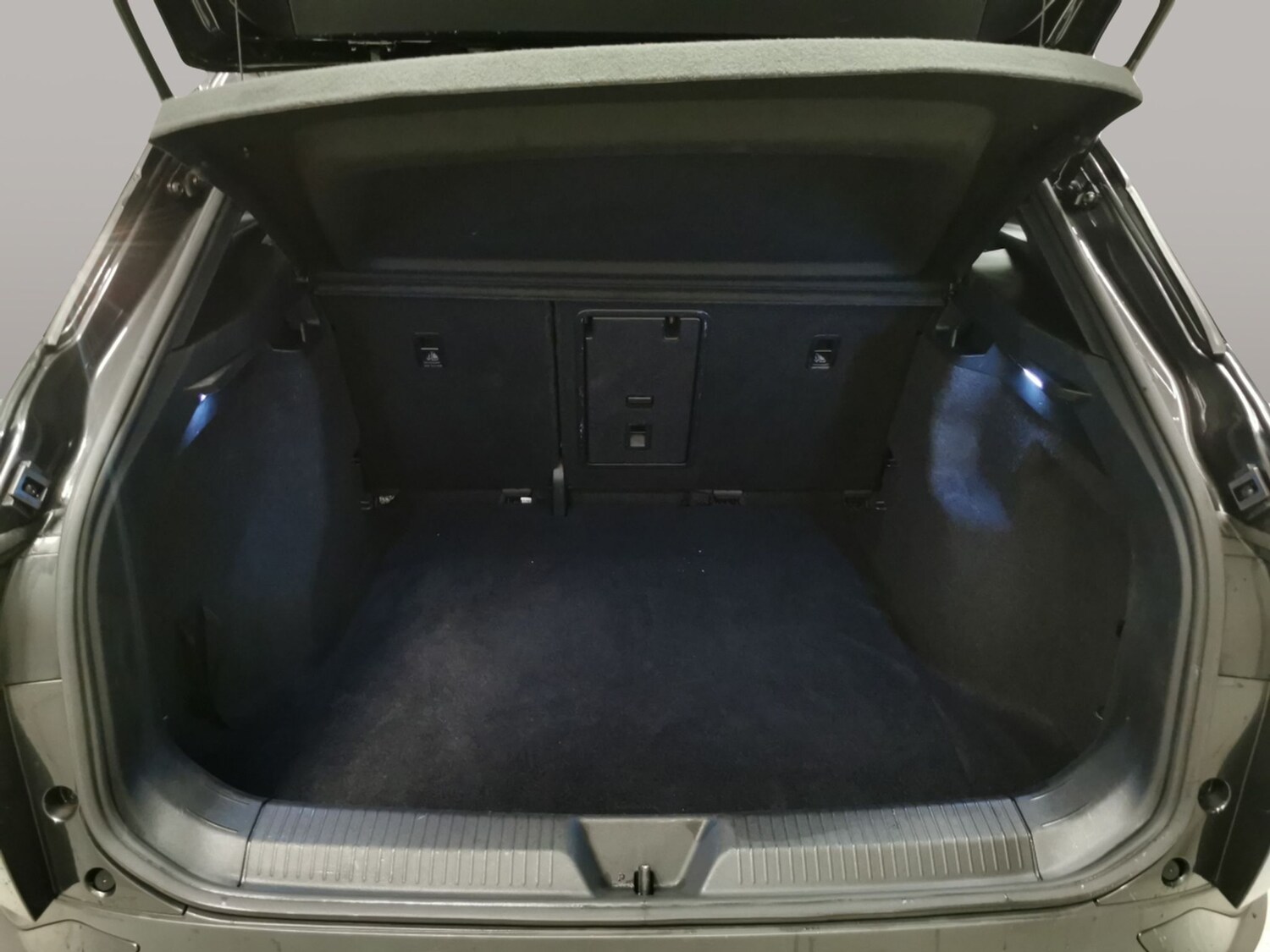 Used Volkswagen ID.4 2022 for sale - 77576918: Photo 35