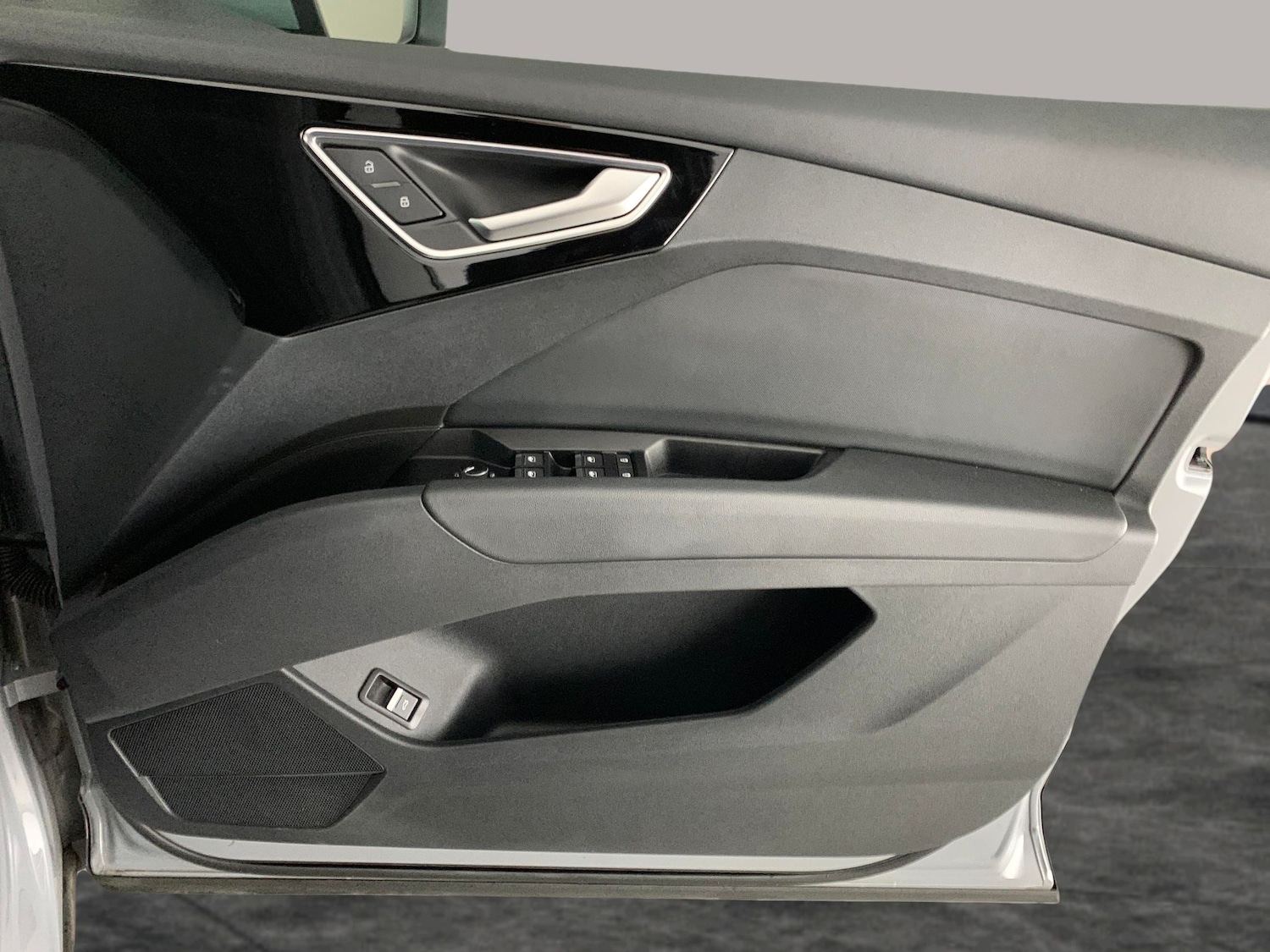 Used Audi Q4 e-tron 2023 for sale - 76684660: Photo 34