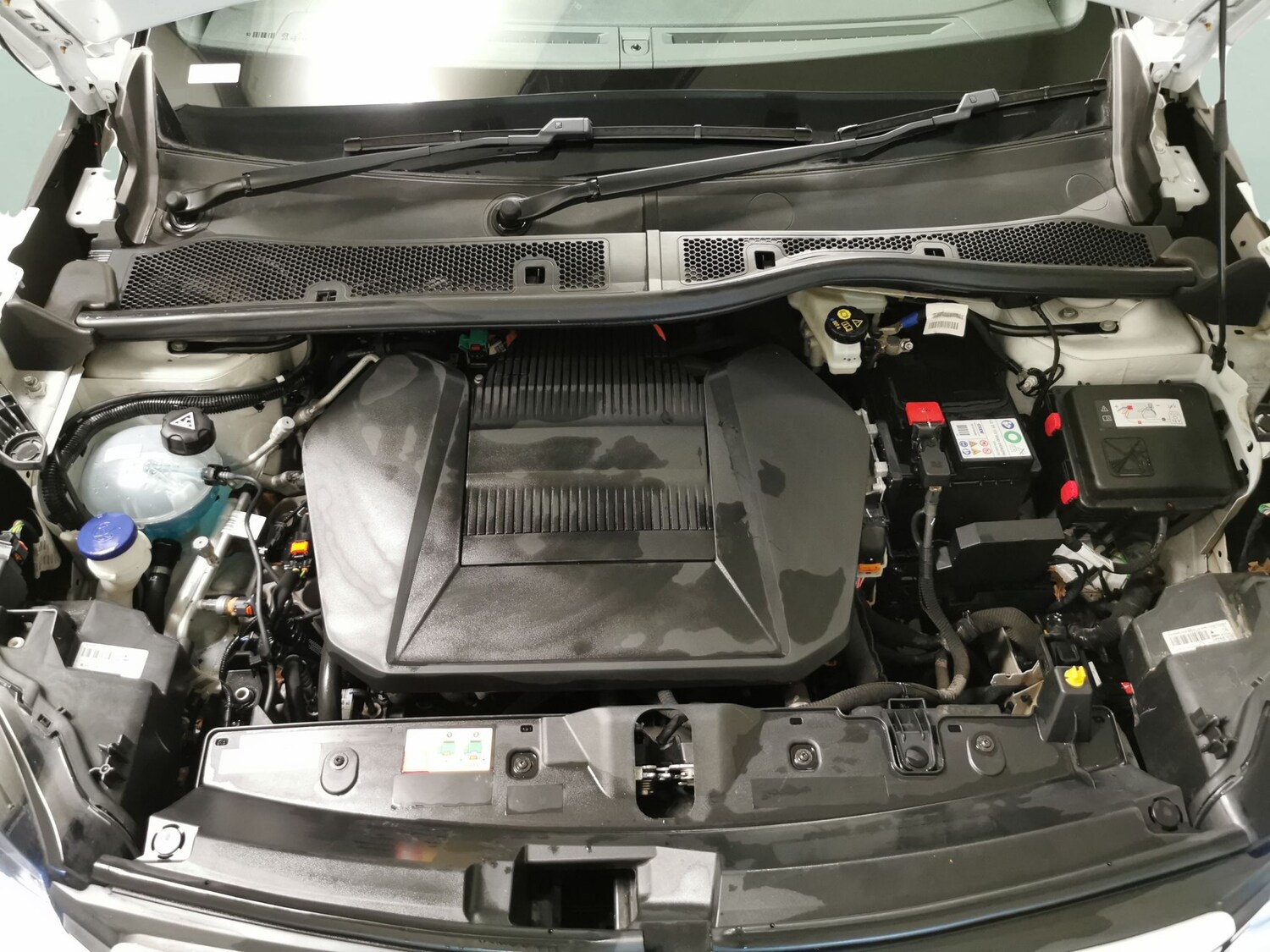 Used Peugeot 2008 2022 for sale - 77675967: Photo 32