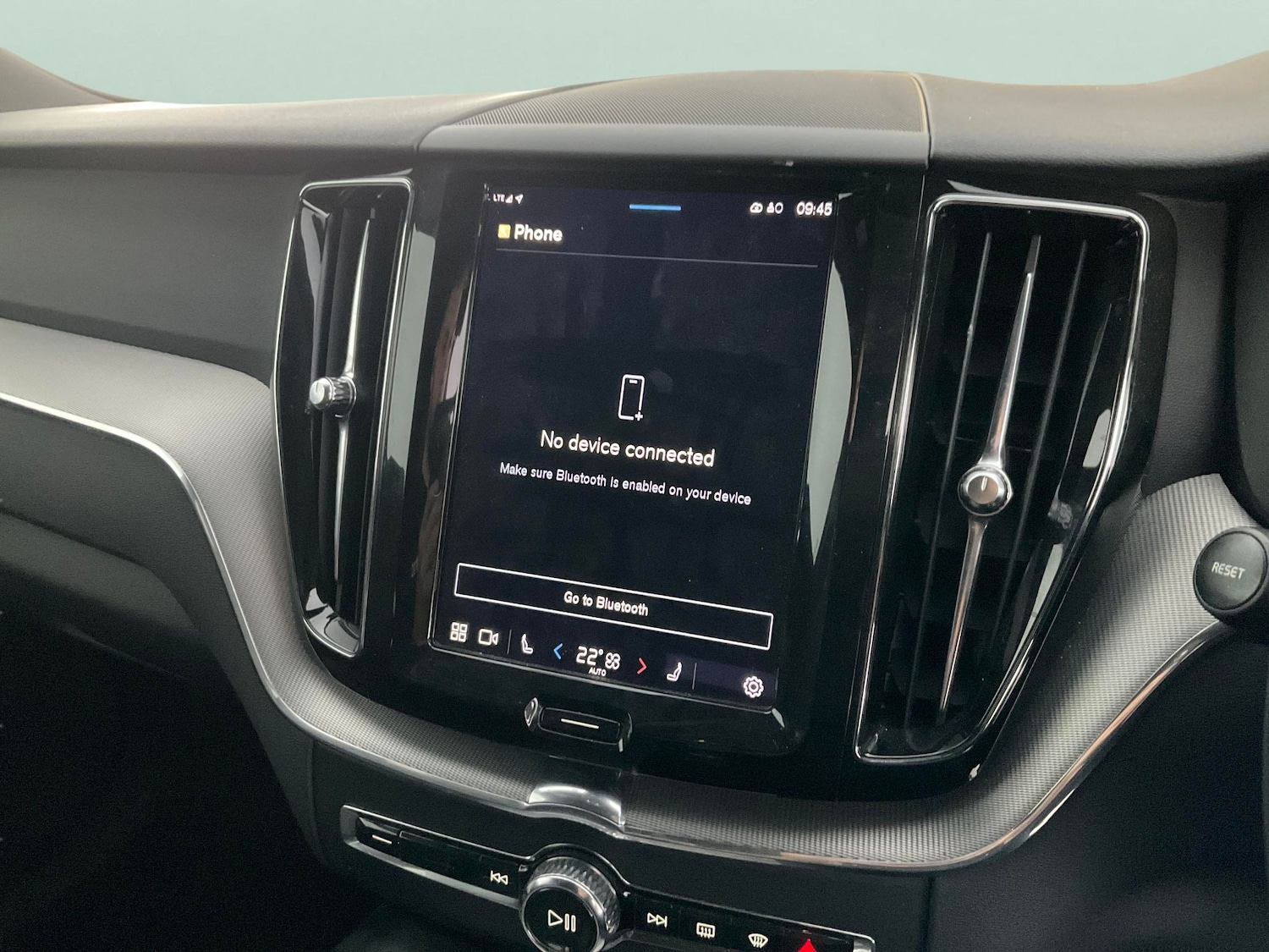 Used Volvo XC60 2022 for sale - 76609893: Photo 17