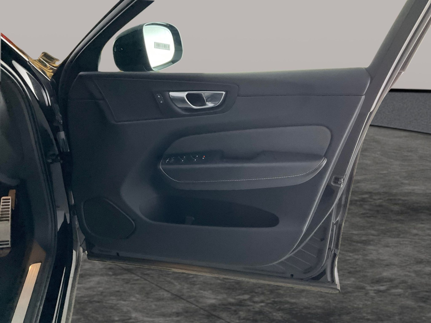 Used Volvo XC60 2022 for sale - 76609893: Photo 31