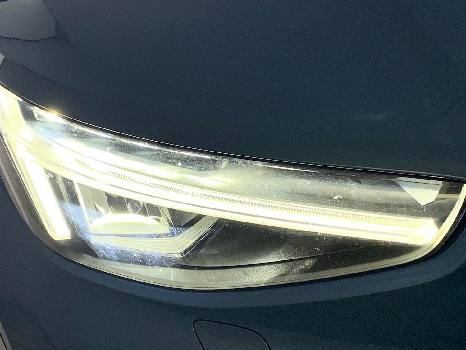 Used Volvo XC40 2022 for sale - 76318395: Photo 37