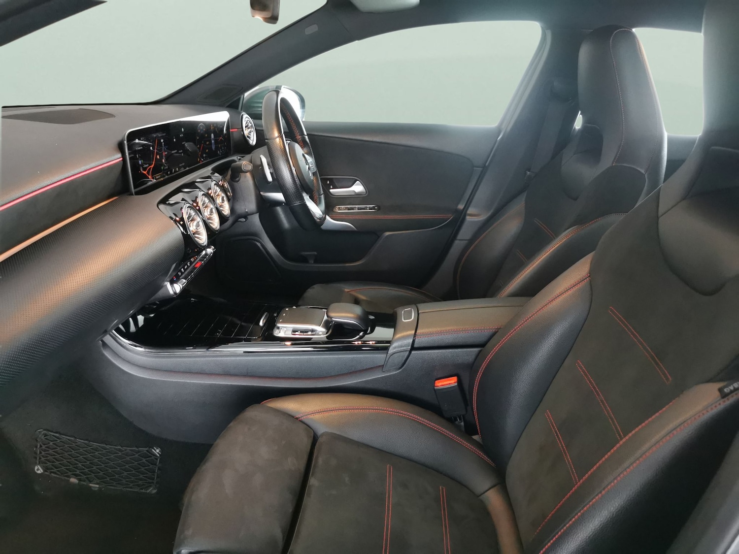 Used Mercedes-Benz A-Class 2018 for sale - 77240669: Photo 4