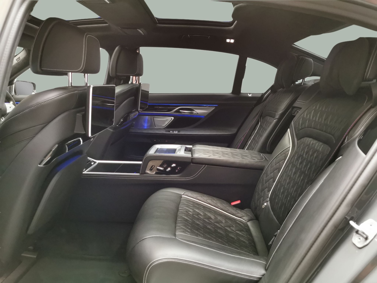 Used BMW 7 Series 2022 for sale - 77688761: Photo 31