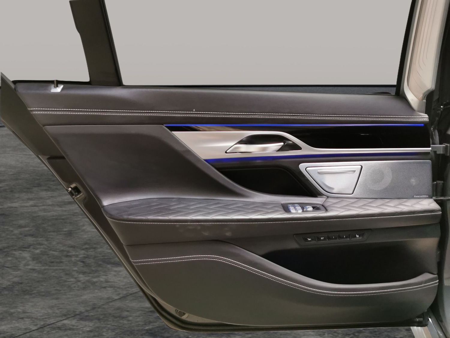 Used BMW 7 Series 2022 for sale - 77688761: Photo 33