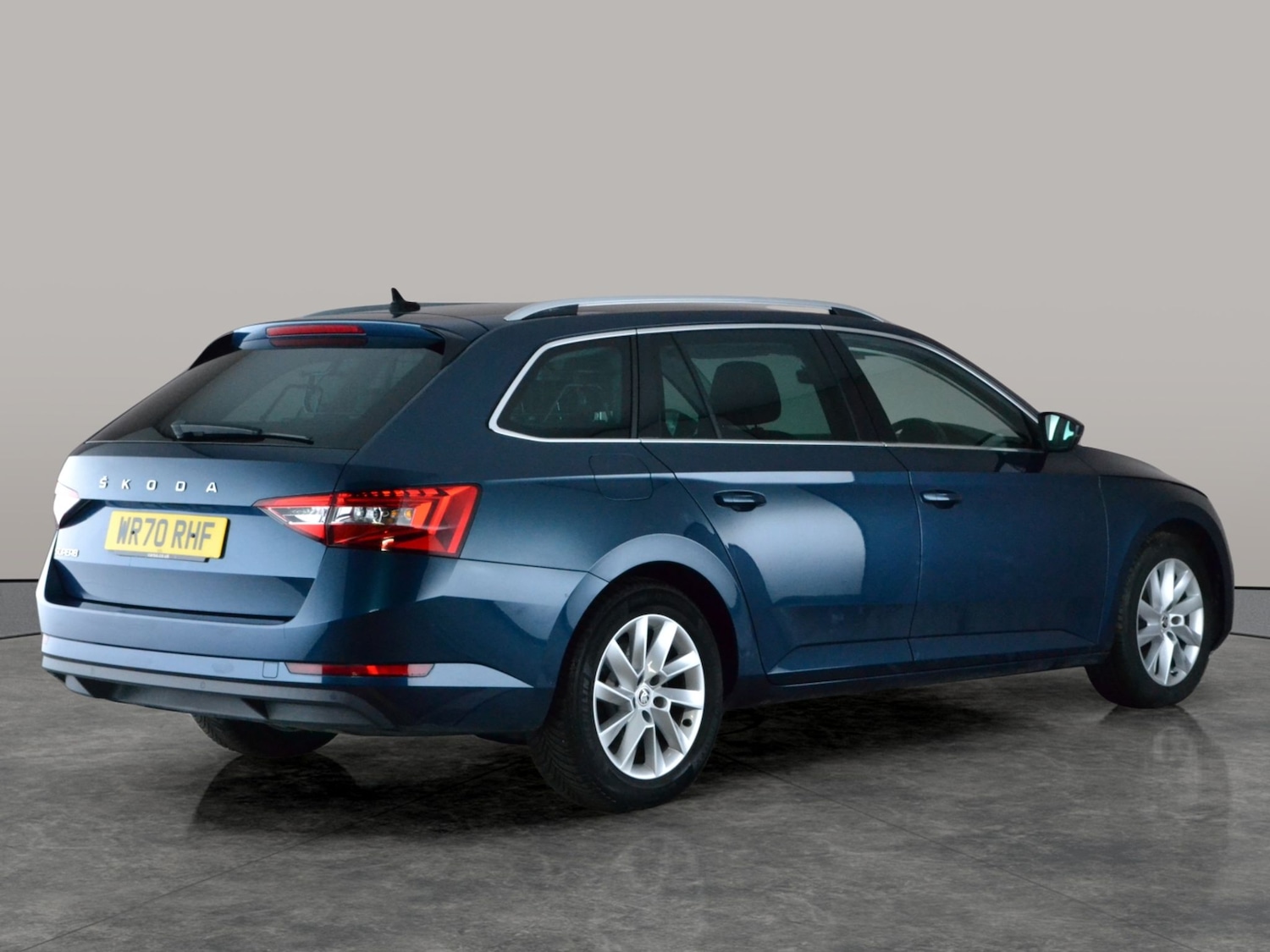 Used Skoda Superb 2020 for sale - 78150826: Photo 10