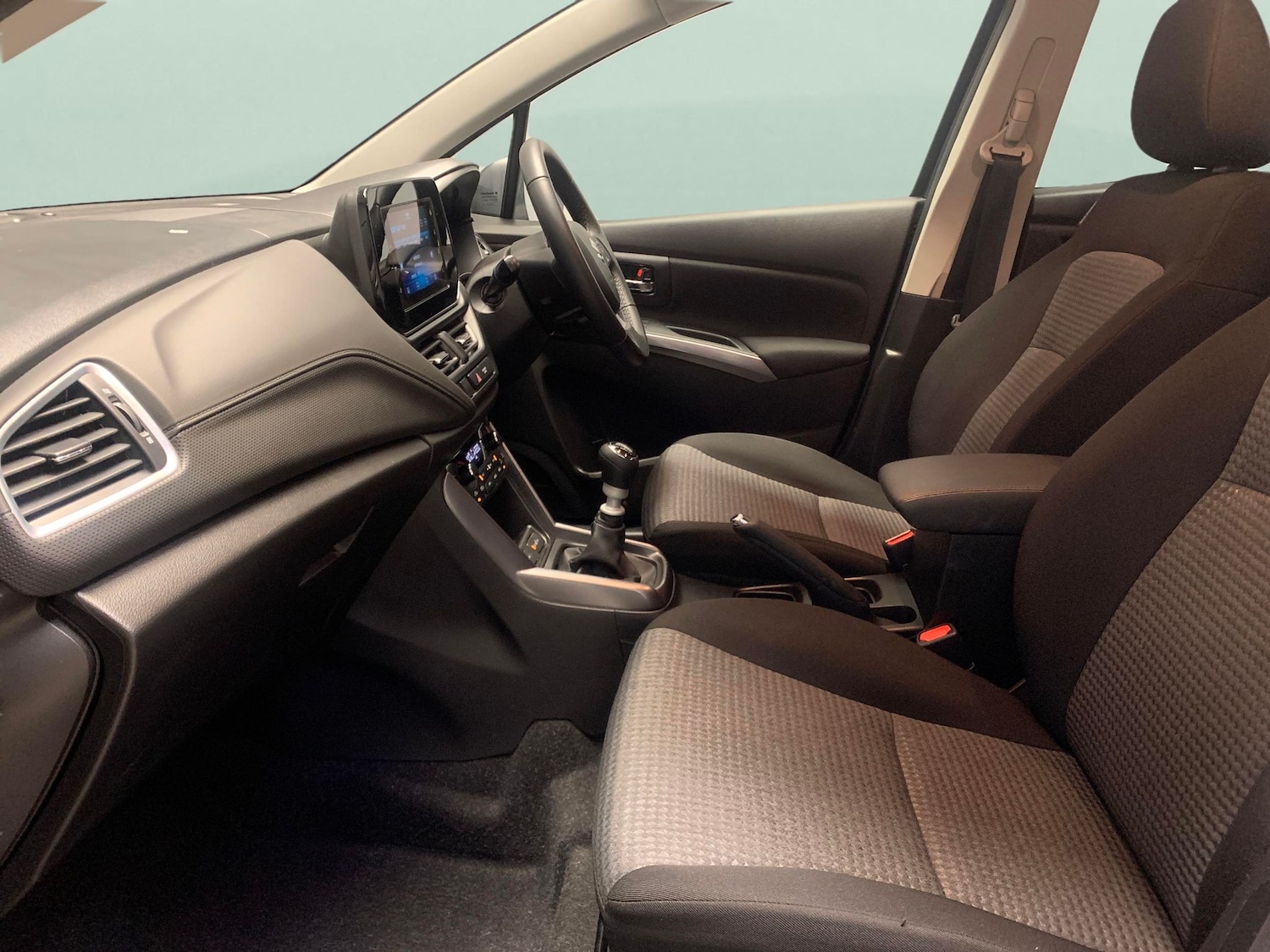 Used Suzuki SX4 S-Cross 2023 for sale - 77232709: Photo 4