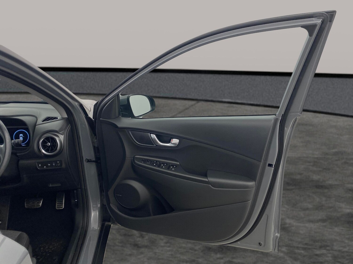 Used Hyundai KONA 2024 for sale - 77347283: Photo 32