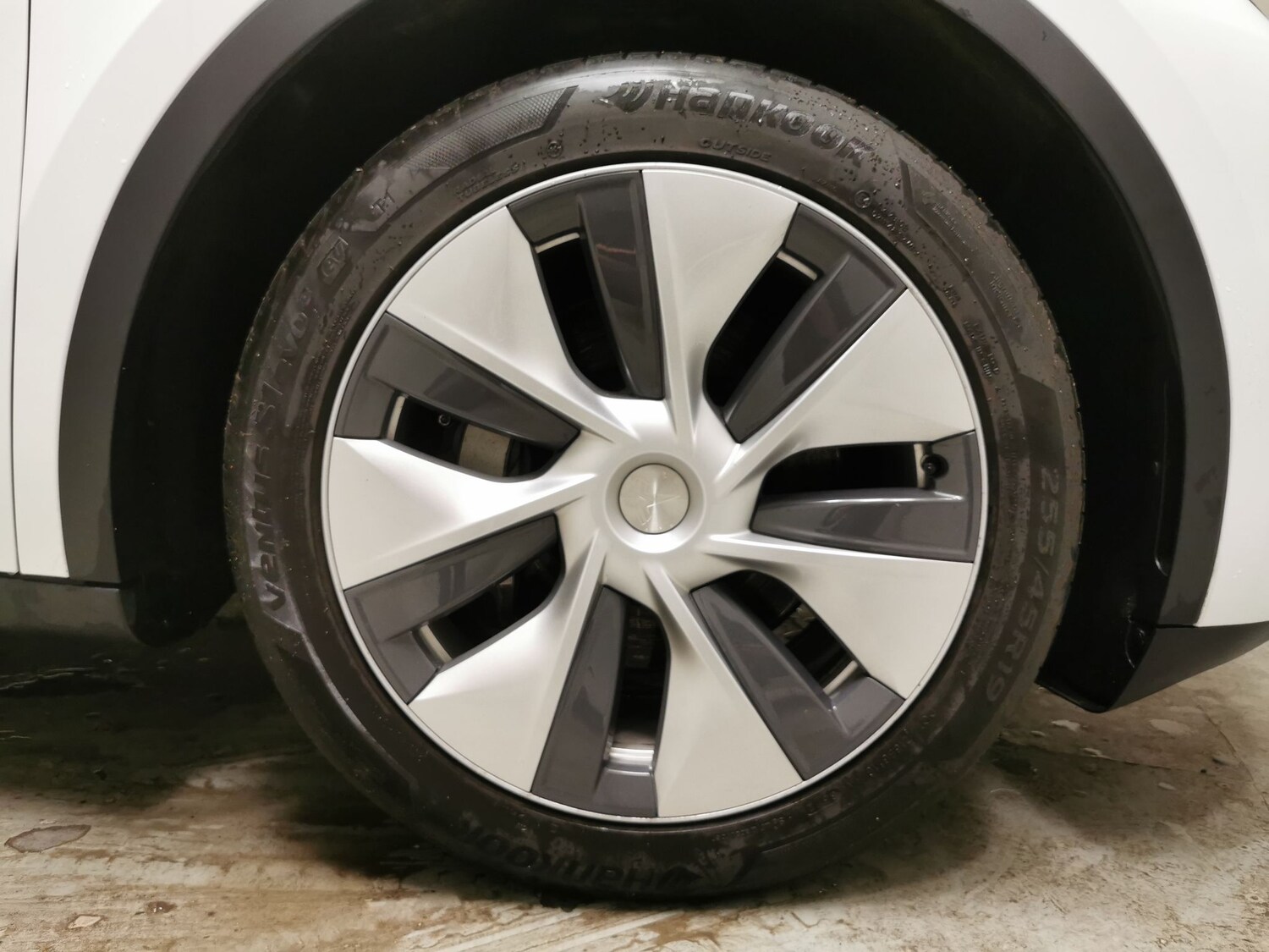 Used Tesla Model Y 2022 for sale - 77592564: Photo 24