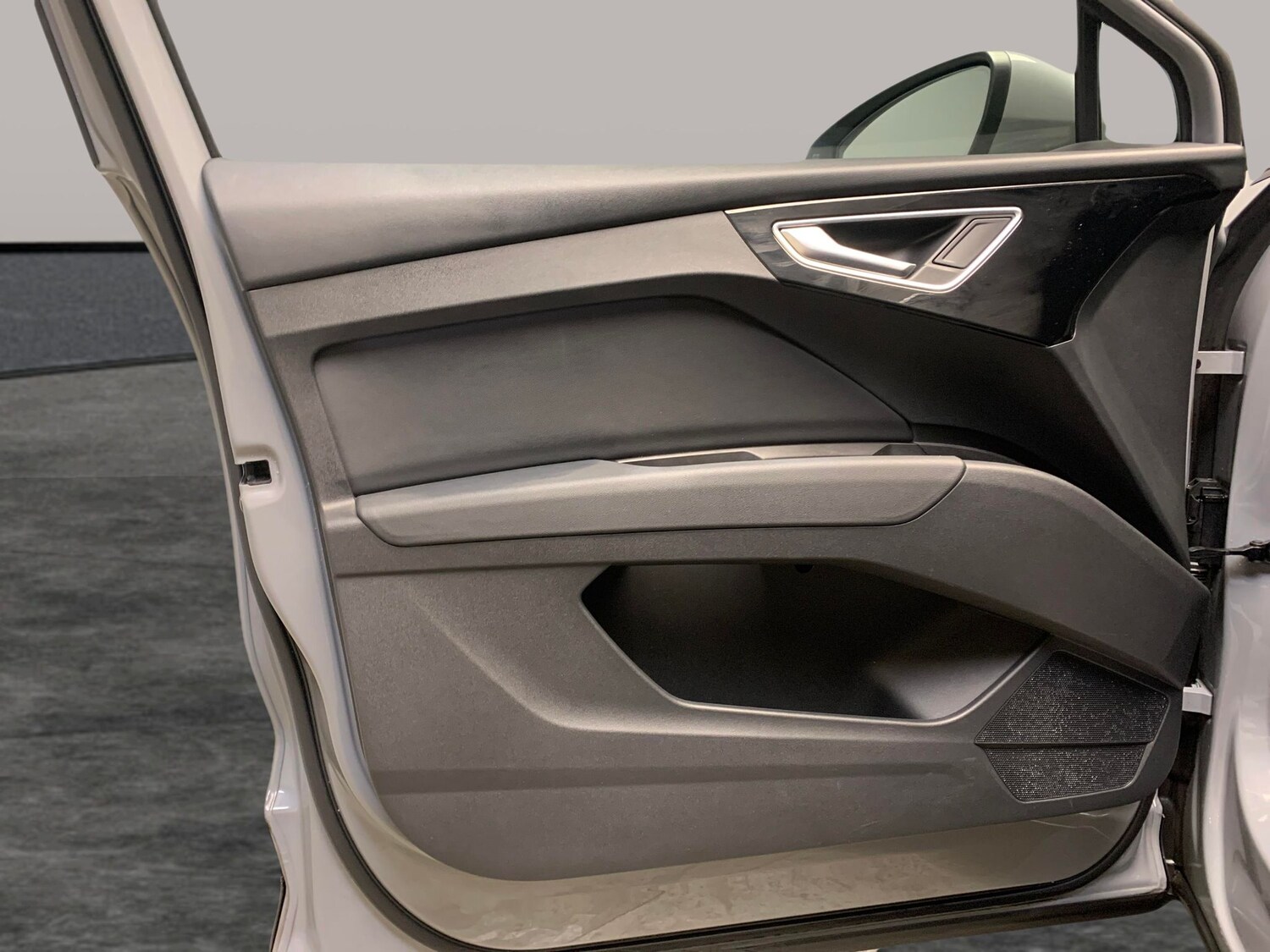 Used Audi Q4 e-tron 2021 for sale - 78122610: Photo 24