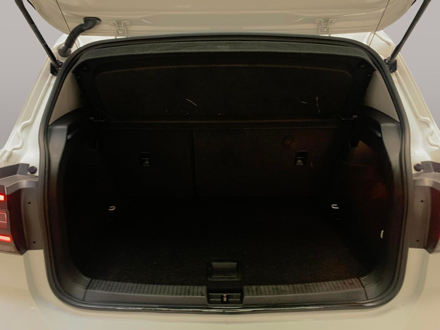 Used Volkswagen T-Cross 2023 for sale - 78163589: Photo 29