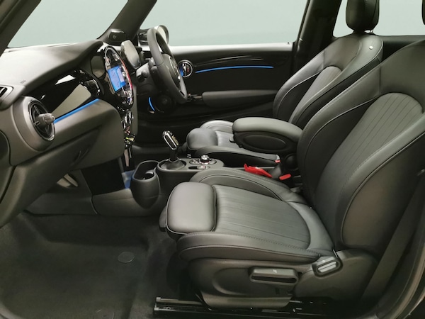 Used MINI Electric Hatch 2023 for sale - 76274916: Photo 6