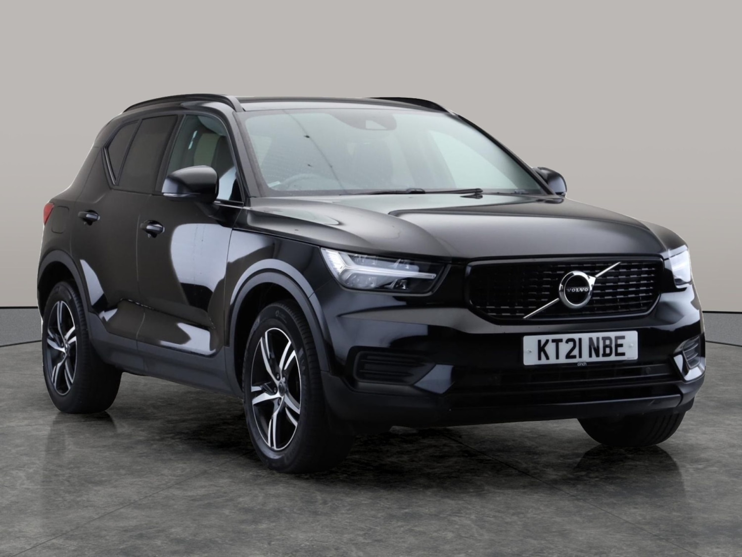 Used Volvo XC40 2021 for sale - 76908385: Photo 4