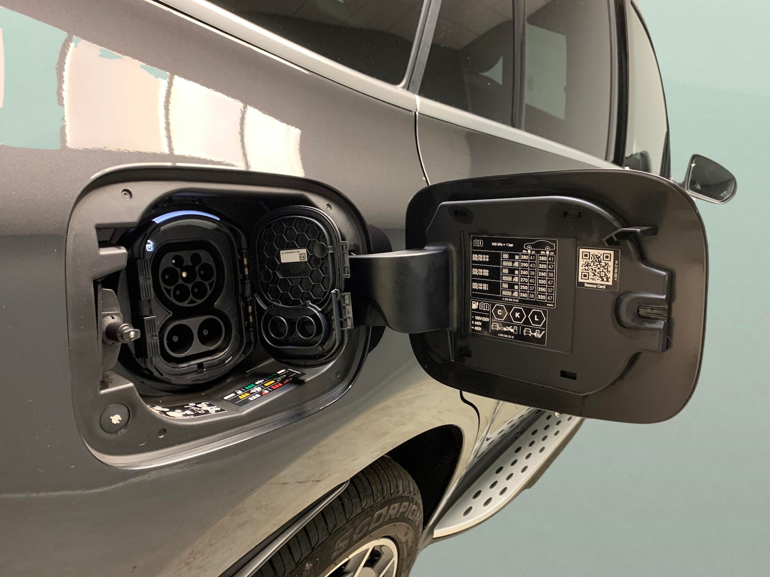 Used Mercedes-Benz EQC 2022 for sale - 76545054: Photo 38