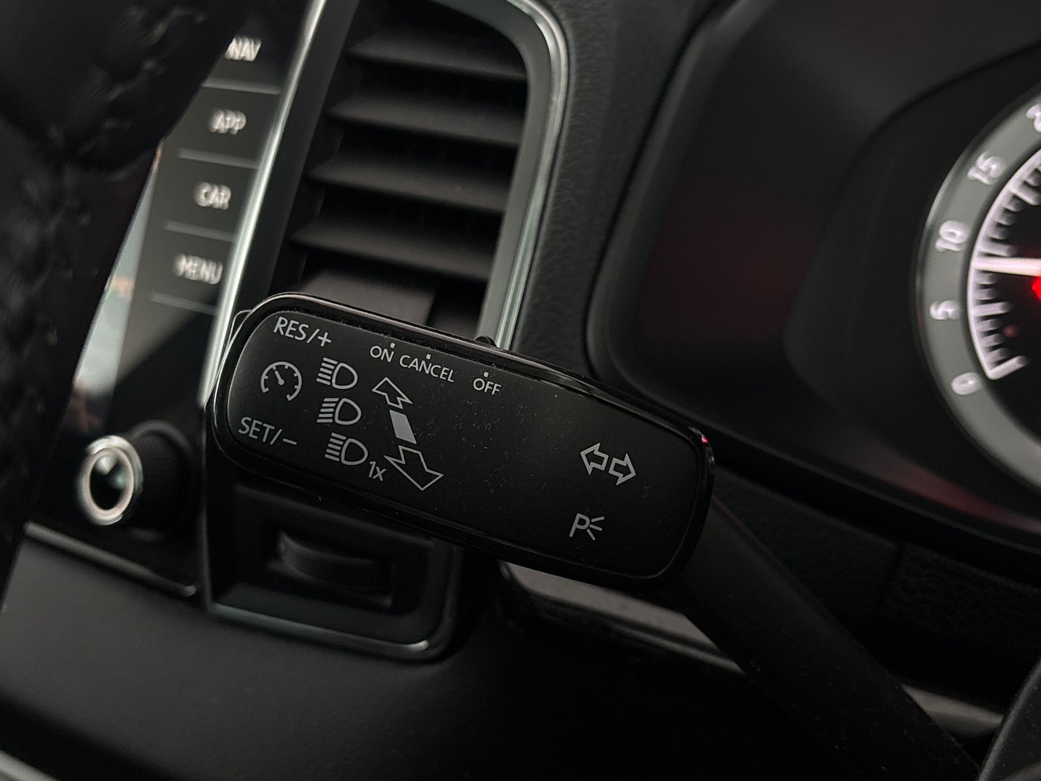 Used Skoda Karoq 2022 for sale - 76717873: Photo 16