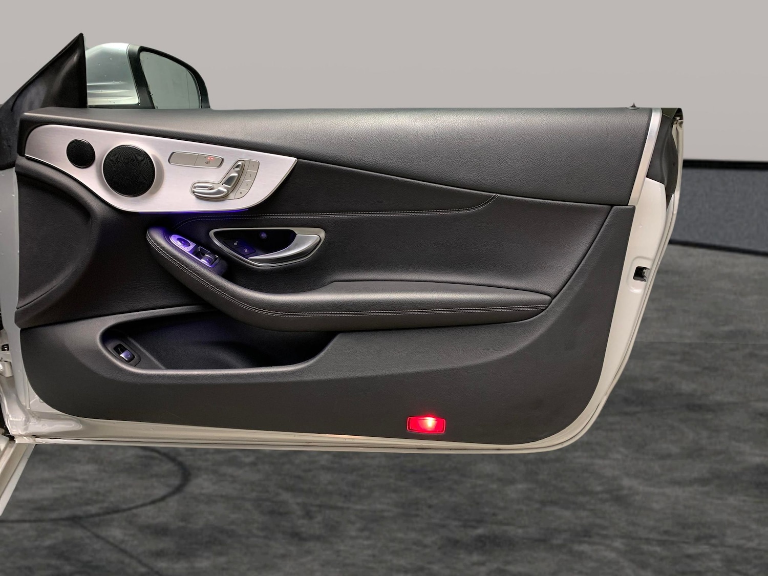 Used Mercedes-Benz C Class 2019 for sale - 76709848: Photo 28