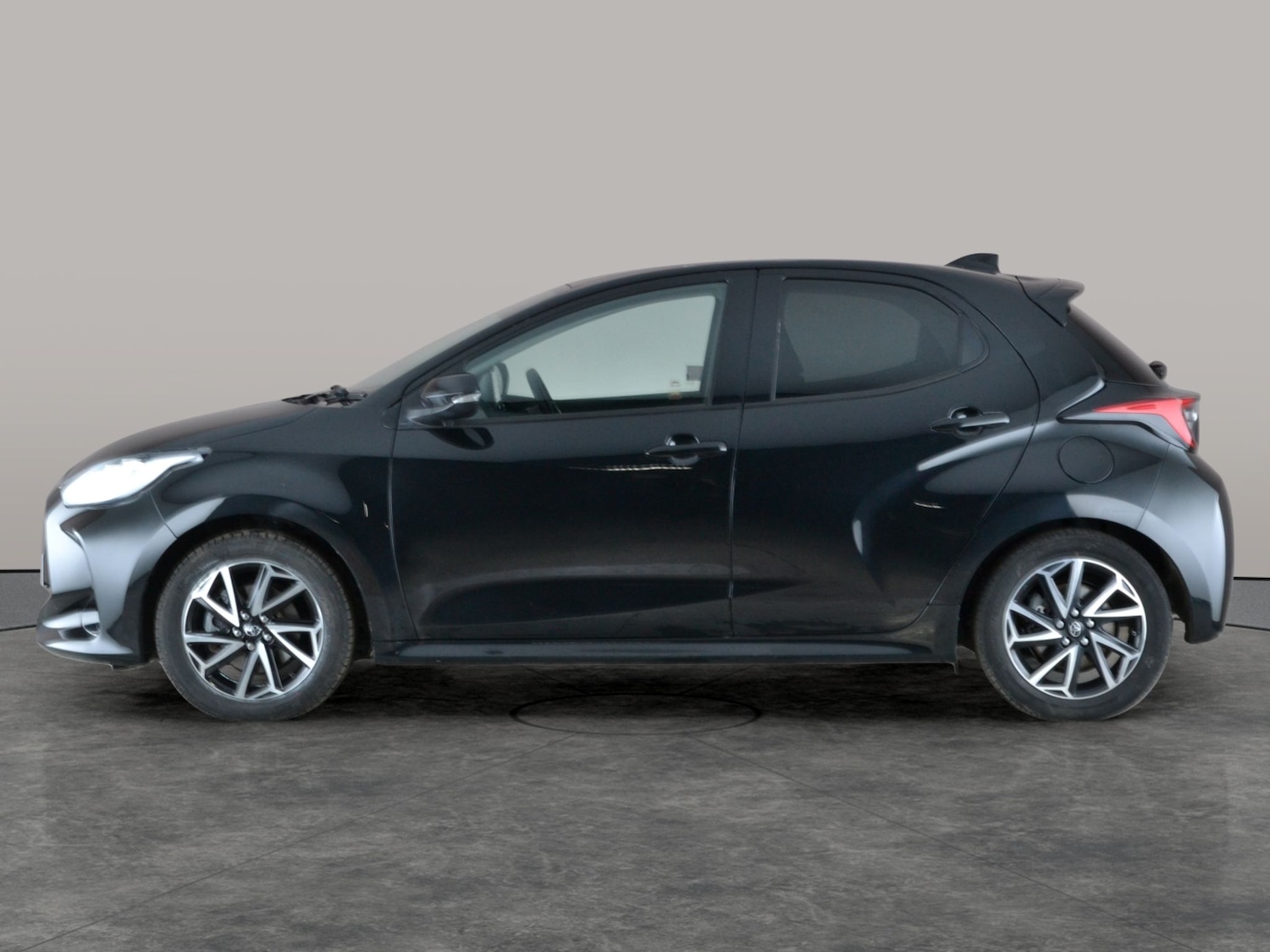 Used Toyota Yaris 2022 for sale - 77164374: Photo 14