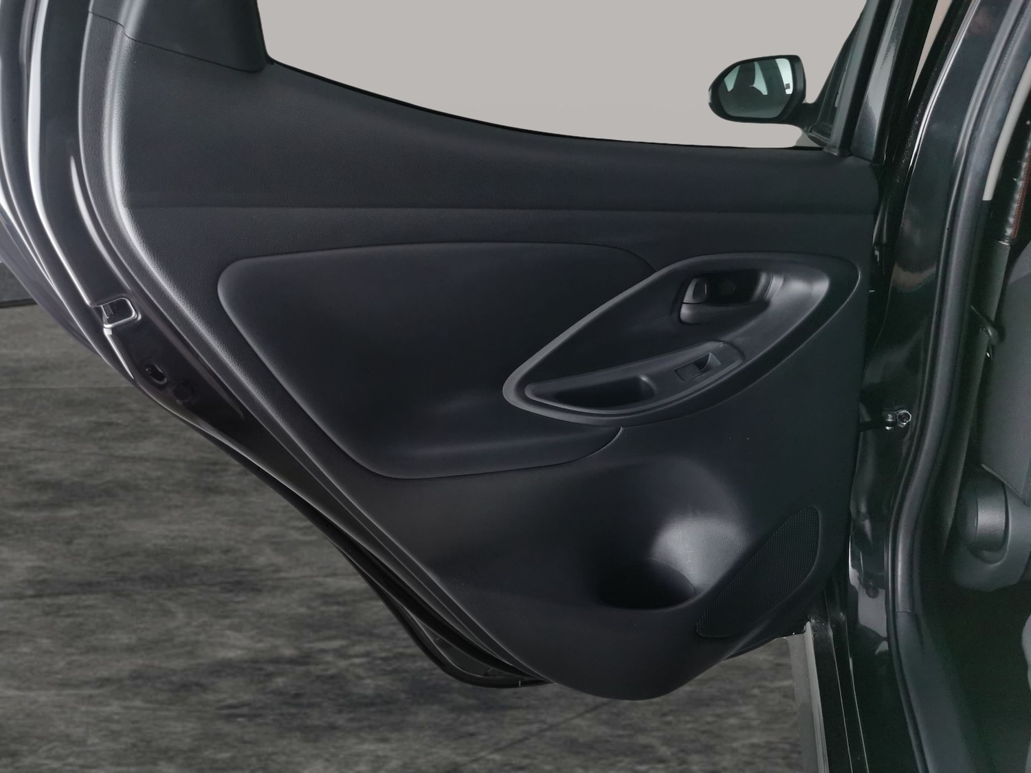 Used Toyota Yaris 2022 for sale - 77164374: Photo 27