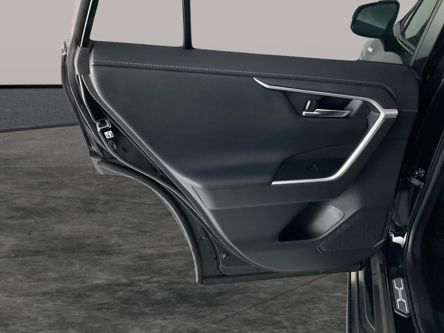 Used Toyota RAV4 2021 for sale - 77058646: Photo 27