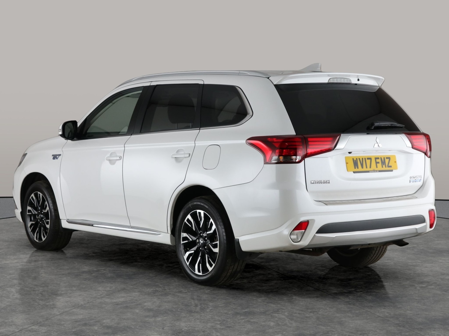 Used Mitsubishi Outlander 2017 for sale - 76668589: Photo 13