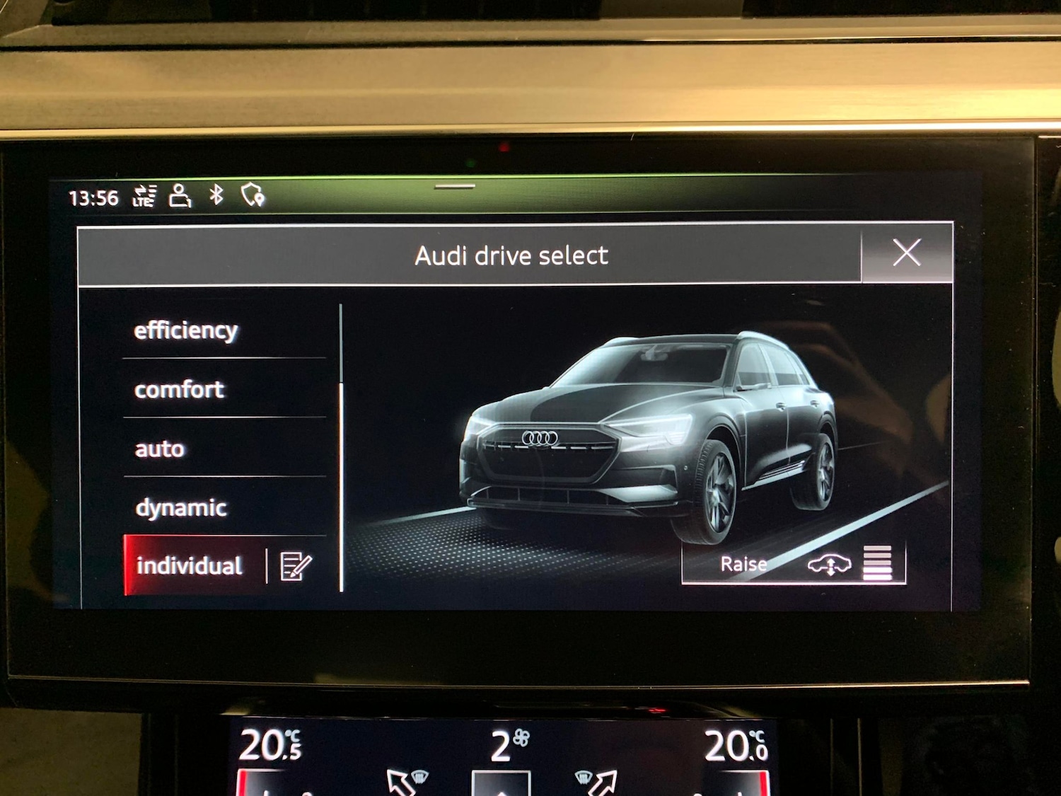 Used Audi e-tron 2020 for sale - 77365022: Photo 16