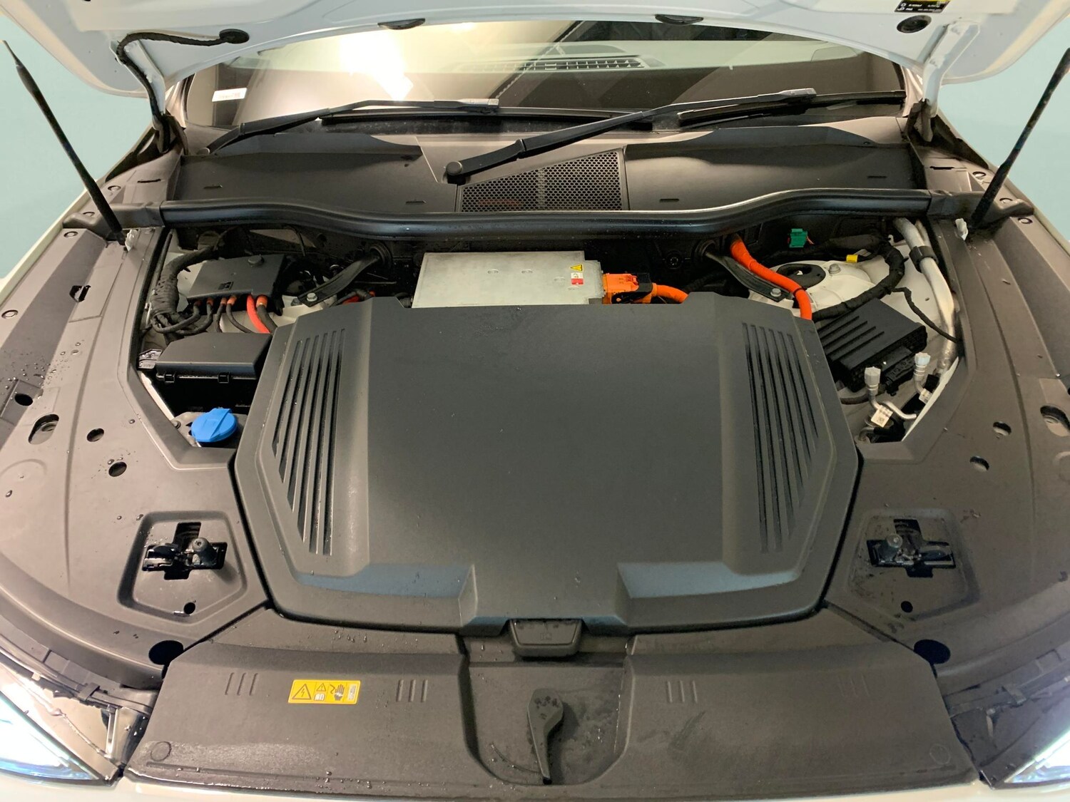 Used Audi e-tron 2020 for sale - 77365022: Photo 33