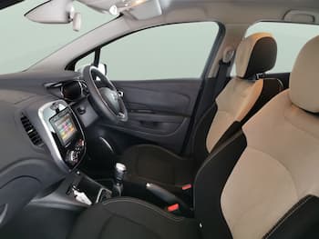 Used Renault Captur 2019 for sale - 79666189: Photo