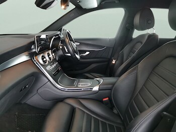 Used Mercedes-Benz GLC 2020 for sale - 77373962: Photo