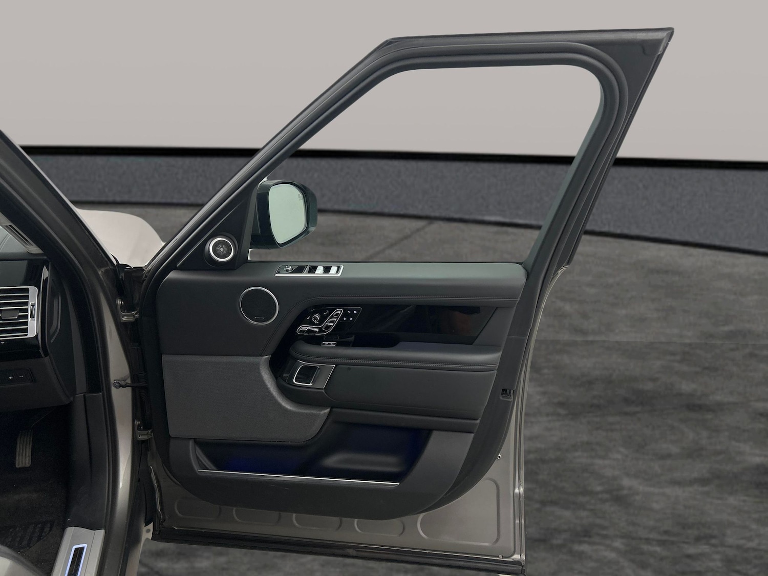 Used Land Rover Range Rover 2019 for sale - 76505360: Photo 17