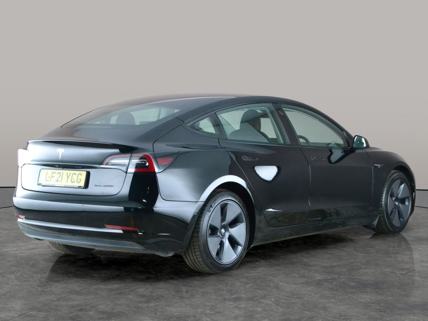 Used Tesla Model 3 2021 for sale - 77894232: Photo 11