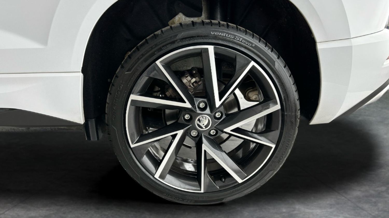 Used Skoda Karoq 2021 for sale - 76128745: Photo 10