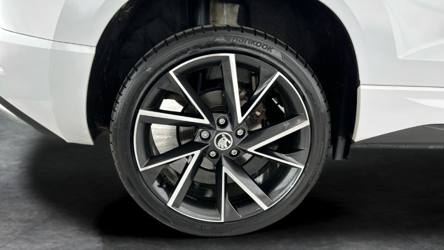 Used Skoda Karoq 2021 for sale - 76128745: Photo 11